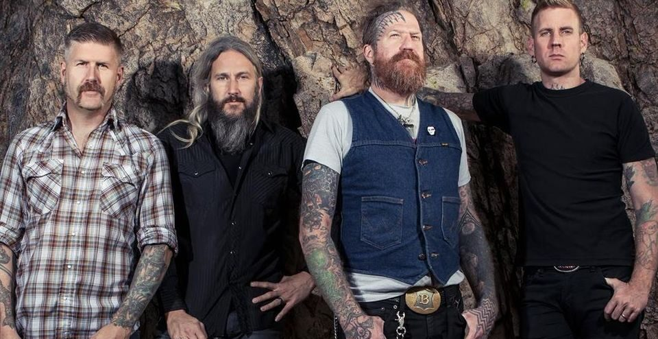 Mastodon rinde homenaje a Brent Hinds durante su show