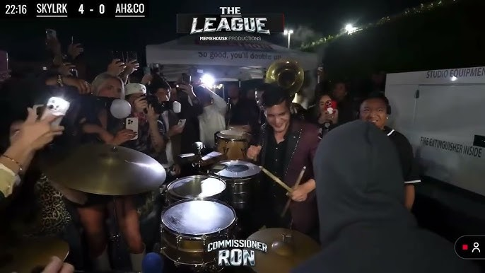 Justin Bieber toca al ritmo de banda en Los Ángeles